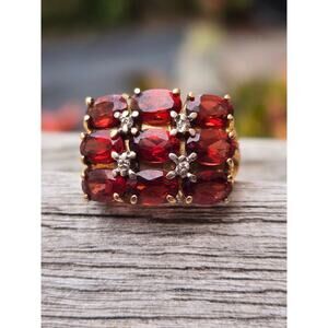 Vintage 10KT Yellow Gold Garnet & Diamond Cocktail Ring, Size 6.75